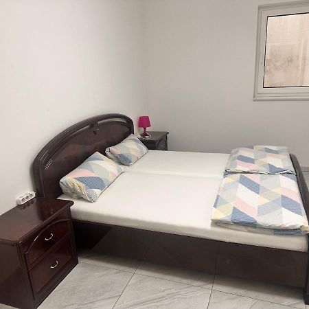 Fully Equipped Apartment 3 Rooms 5 Bed Hamburg-Harburg Exteriör bild