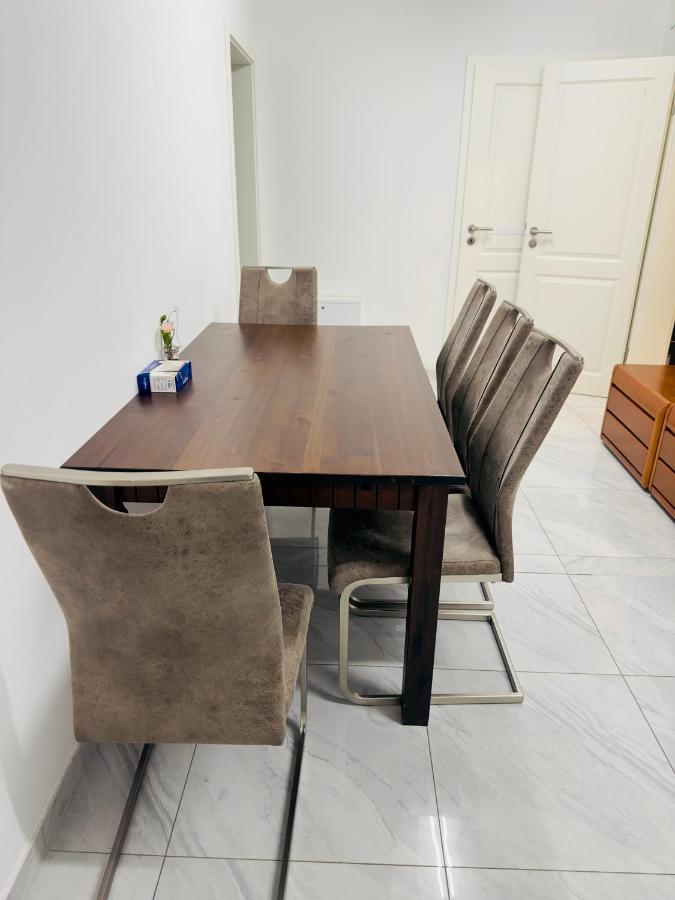 Fully Equipped Apartment 3 Rooms 5 Bed Hamburg-Harburg Exteriör bild