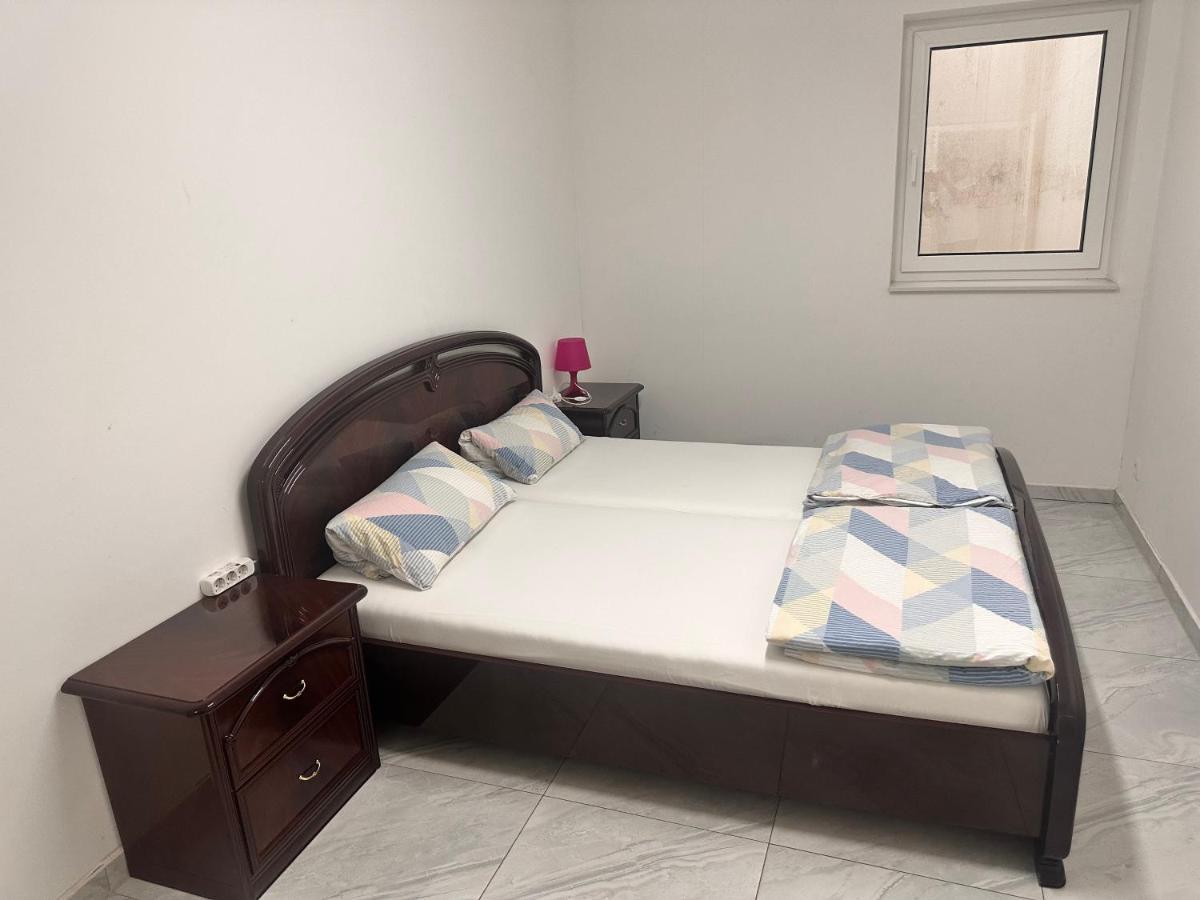 Fully Equipped Apartment 3 Rooms 5 Bed Hamburg-Harburg Exteriör bild
